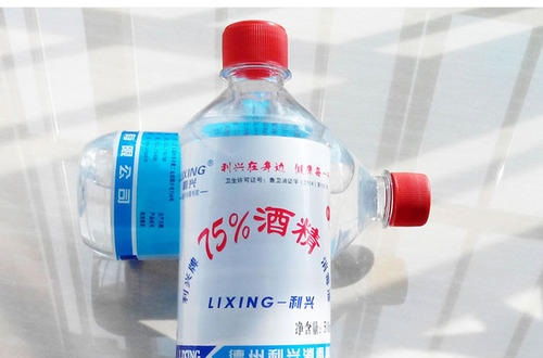 酒精可以室內消毒嗎？正確使用消毒用品指南